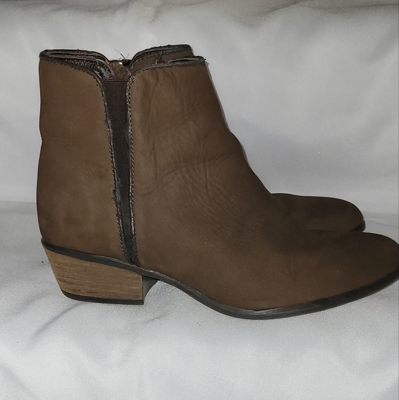 Steve Madden Leather Ankle Boots, (Brown - Size 8) - Picture 8 of 11
